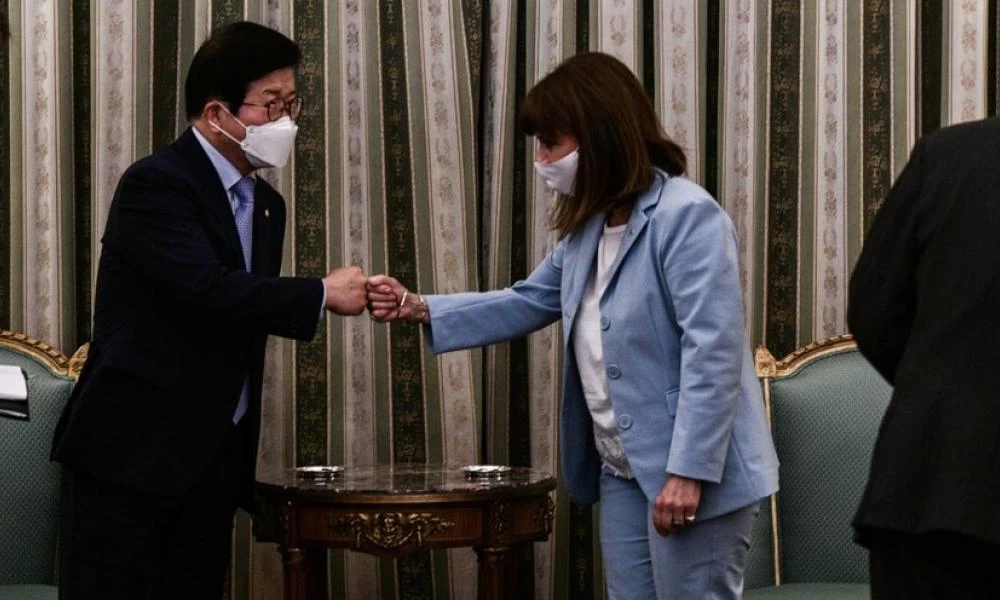 ΠτΔ: Συναντήθηκε με τον Πρόεδρο της Δημοκρατίας της Κορέας